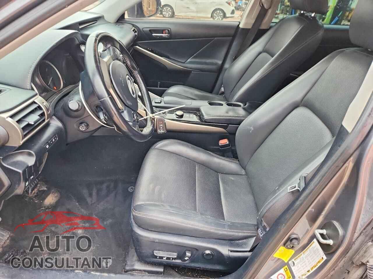 LEXUS IS 2016 - JTHBE1D27G5024089
