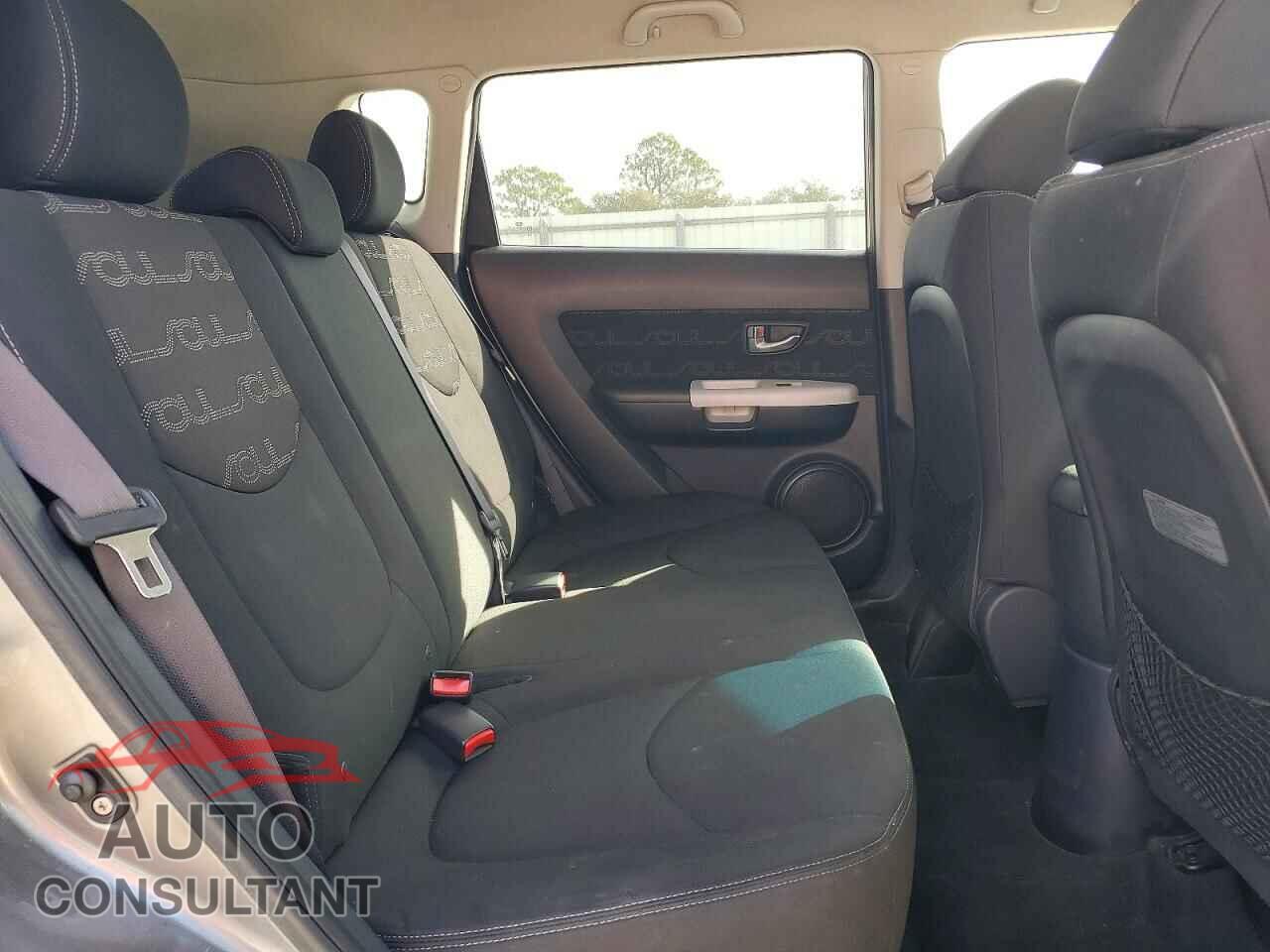 KIA SOUL 2012 - KNDJT2A69C7375357