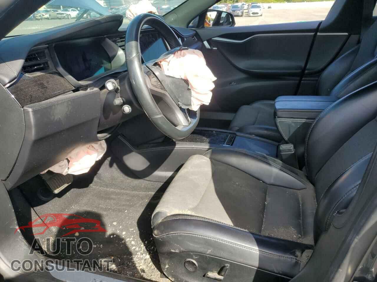 TESLA MODEL S 2018 - 5YJSA1E28JF281683