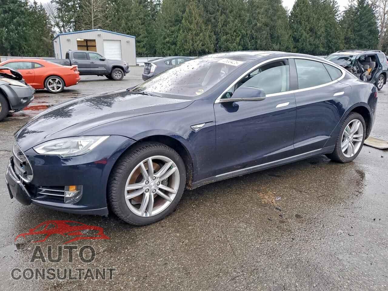 TESLA MODEL S 2013 - 5YJSA1CN2DFP03285