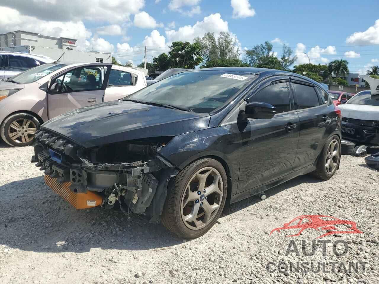 FORD FOCUS 2018 - 1FADP3L95JL231085