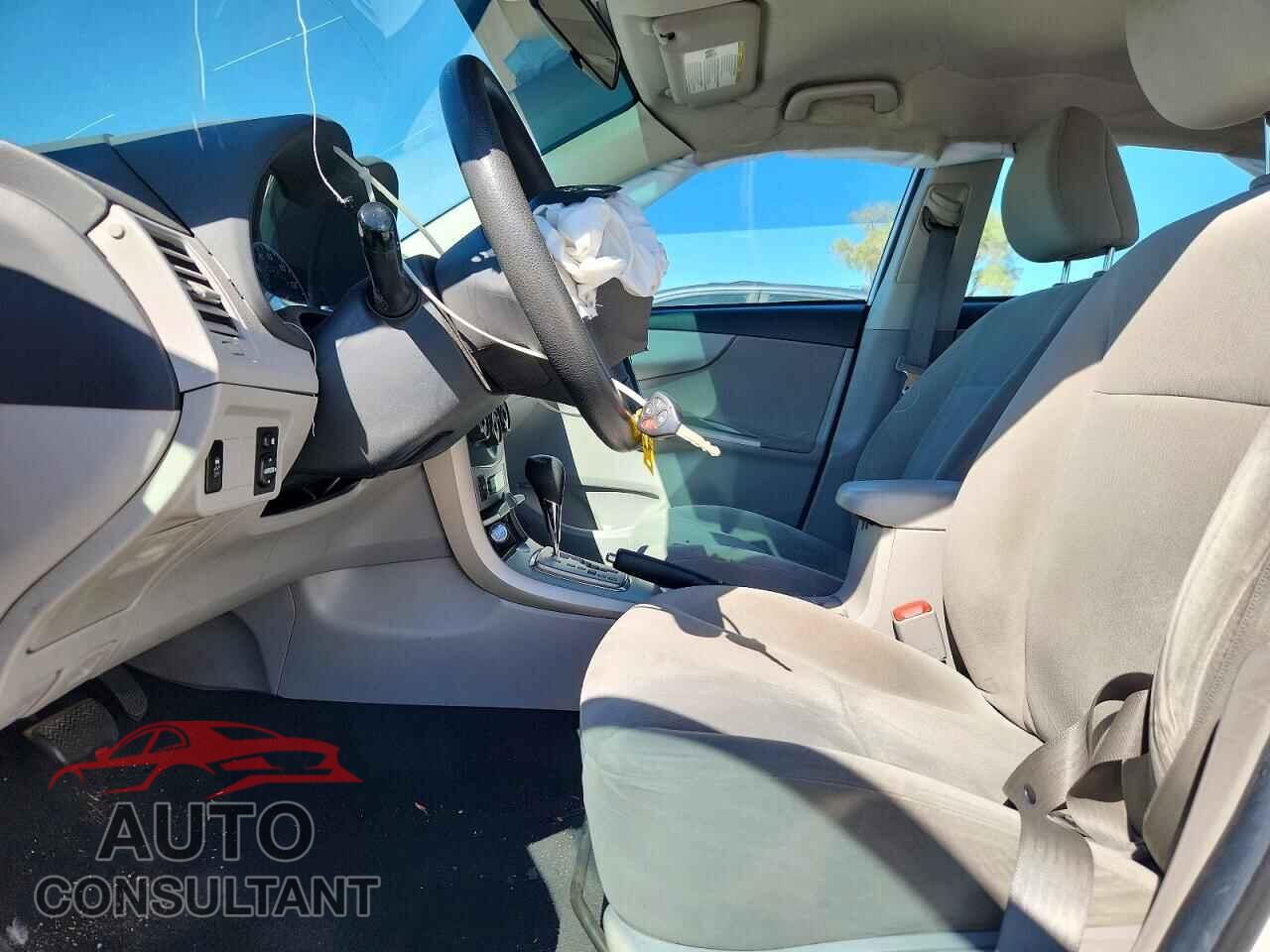 TOYOTA COROLLA 2011 - 2T1BU4EEXBC657079