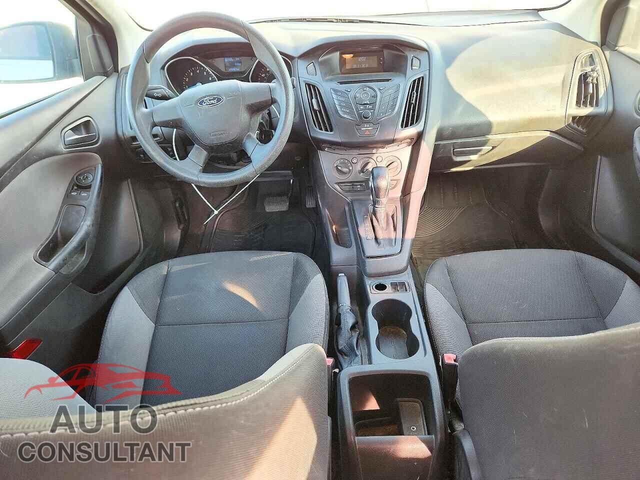 FORD FOCUS 2013 - 1FADP3E23DL164104
