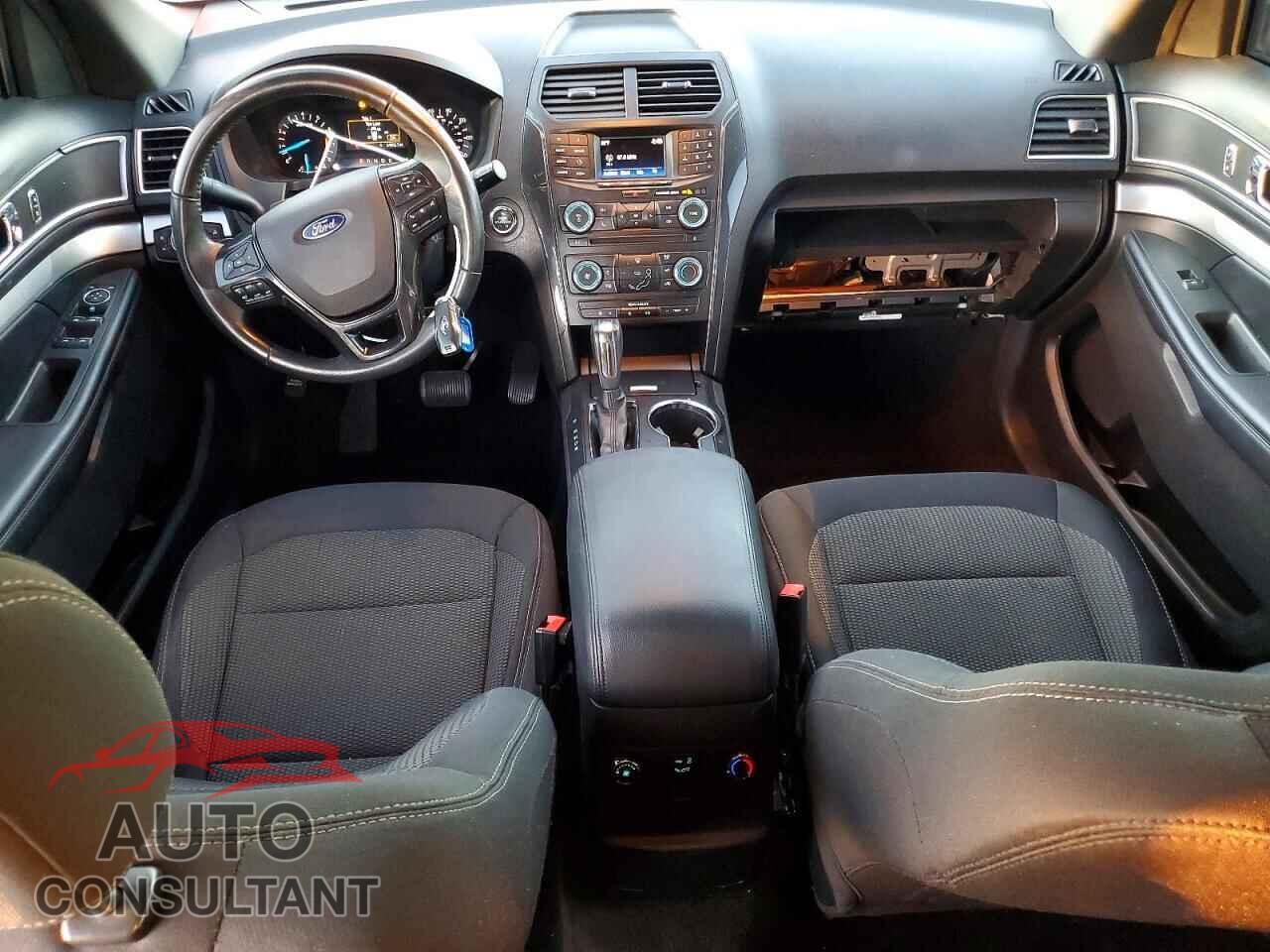 FORD EXPLORER 2017 - 1FM5K7D87HGD21573