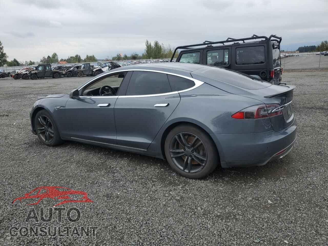 TESLA MODEL S 2013 - 5YJSA1DP5DFP20016
