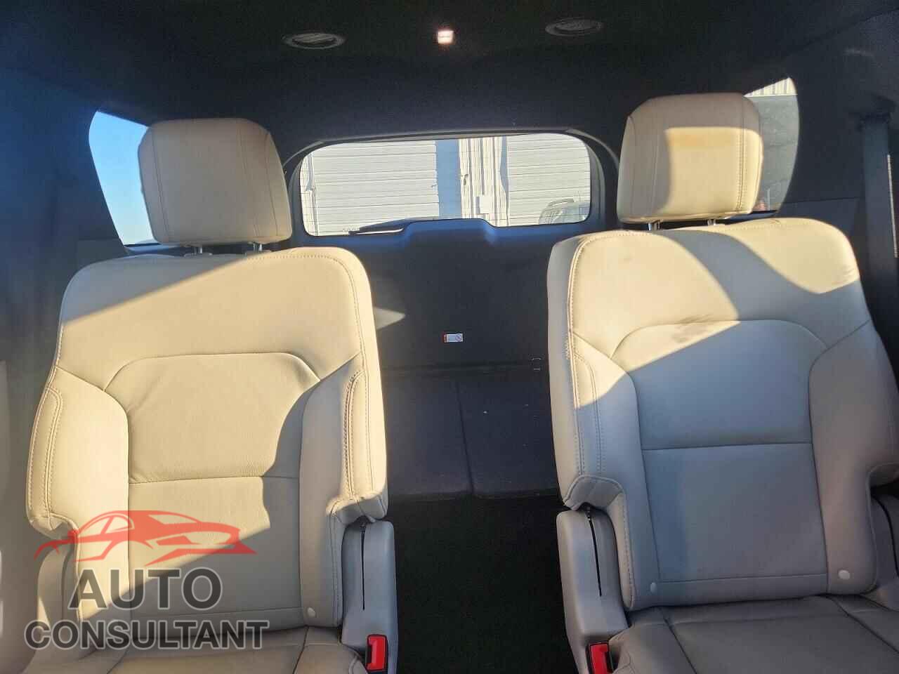 FORD EXPLORER 2018 - 1FM5K7D83JGA95568