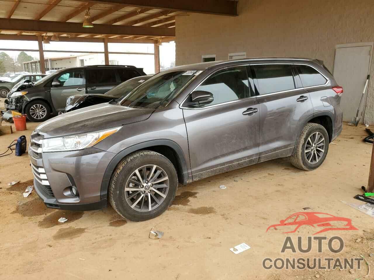 TOYOTA HIGHLANDER 2017 - 5TDKZRFH6HS524178