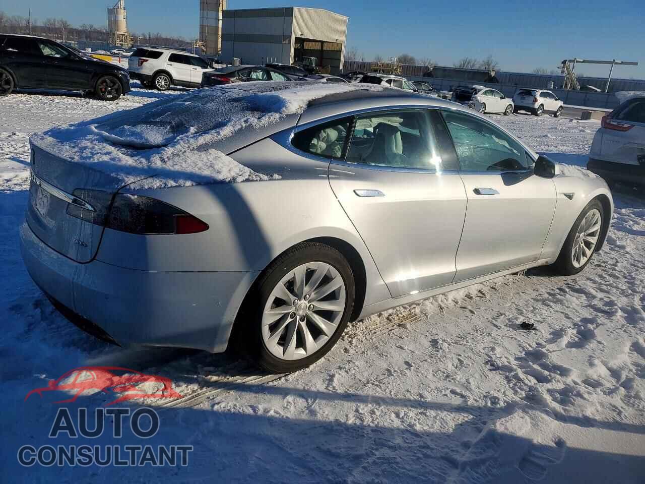TESLA MODEL S 2017 - 5YJSA1E2XHF199772
