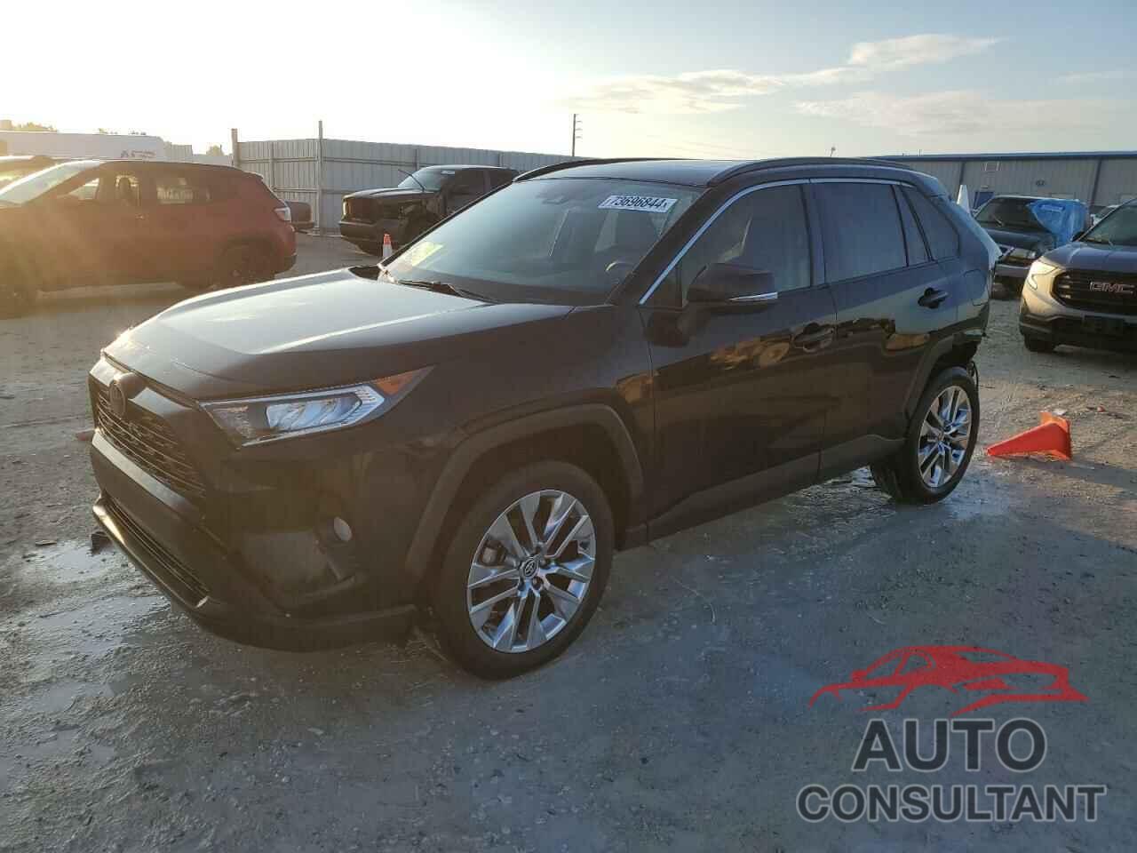 TOYOTA RAV4 2020 - JTMC1RFV6LD051615