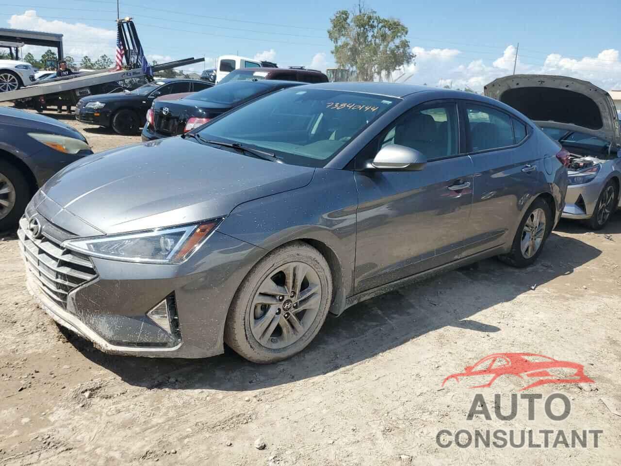 HYUNDAI ELANTRA 2019 - 5NPD84LF2KH451034