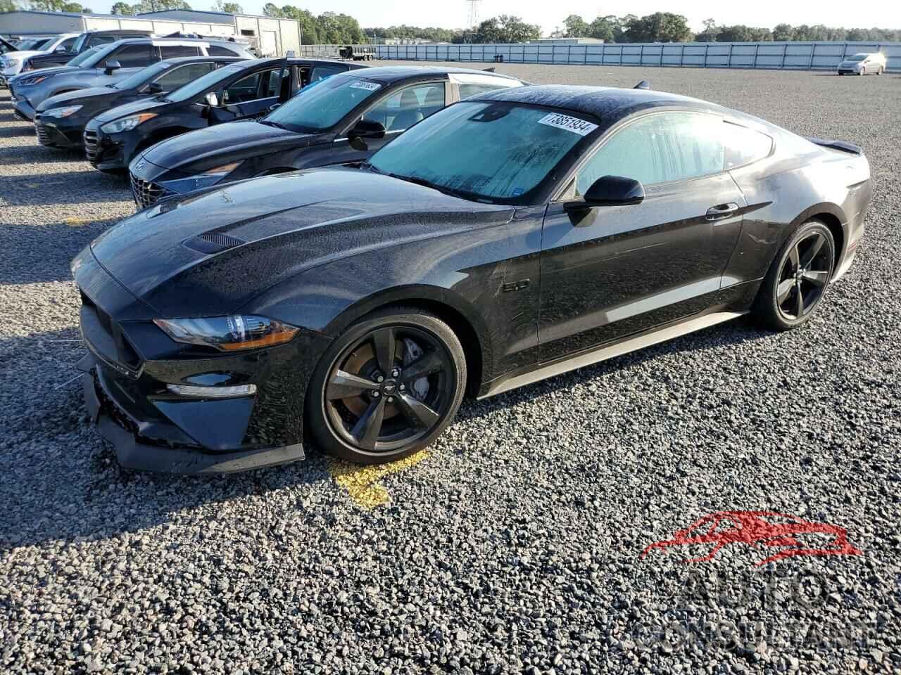 FORD MUSTANG 2021 - 1FA6P8CF0M5111568