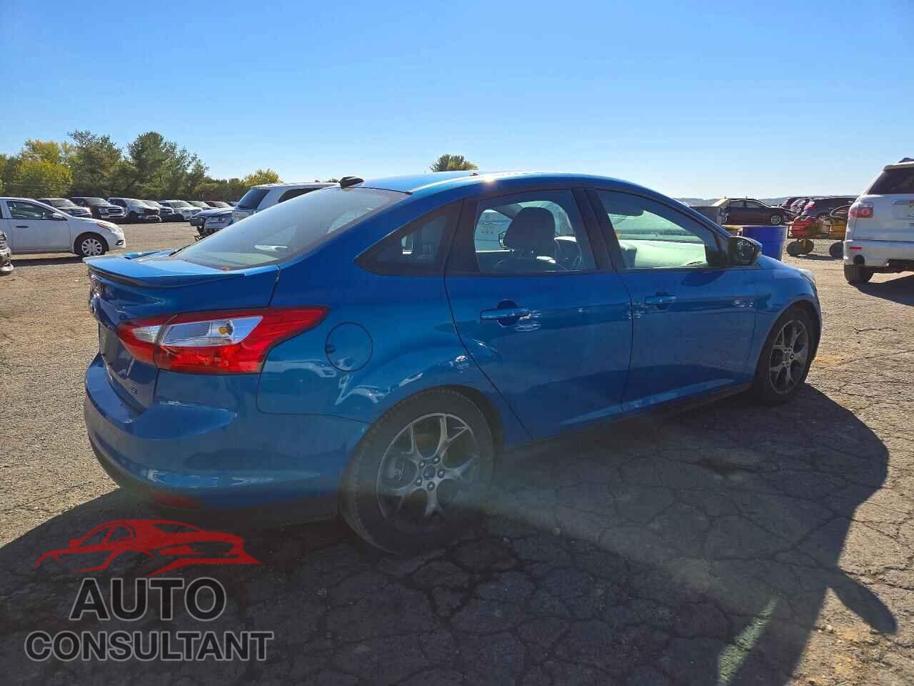 FORD FOCUS 2014 - 1FADP3F22EL309004