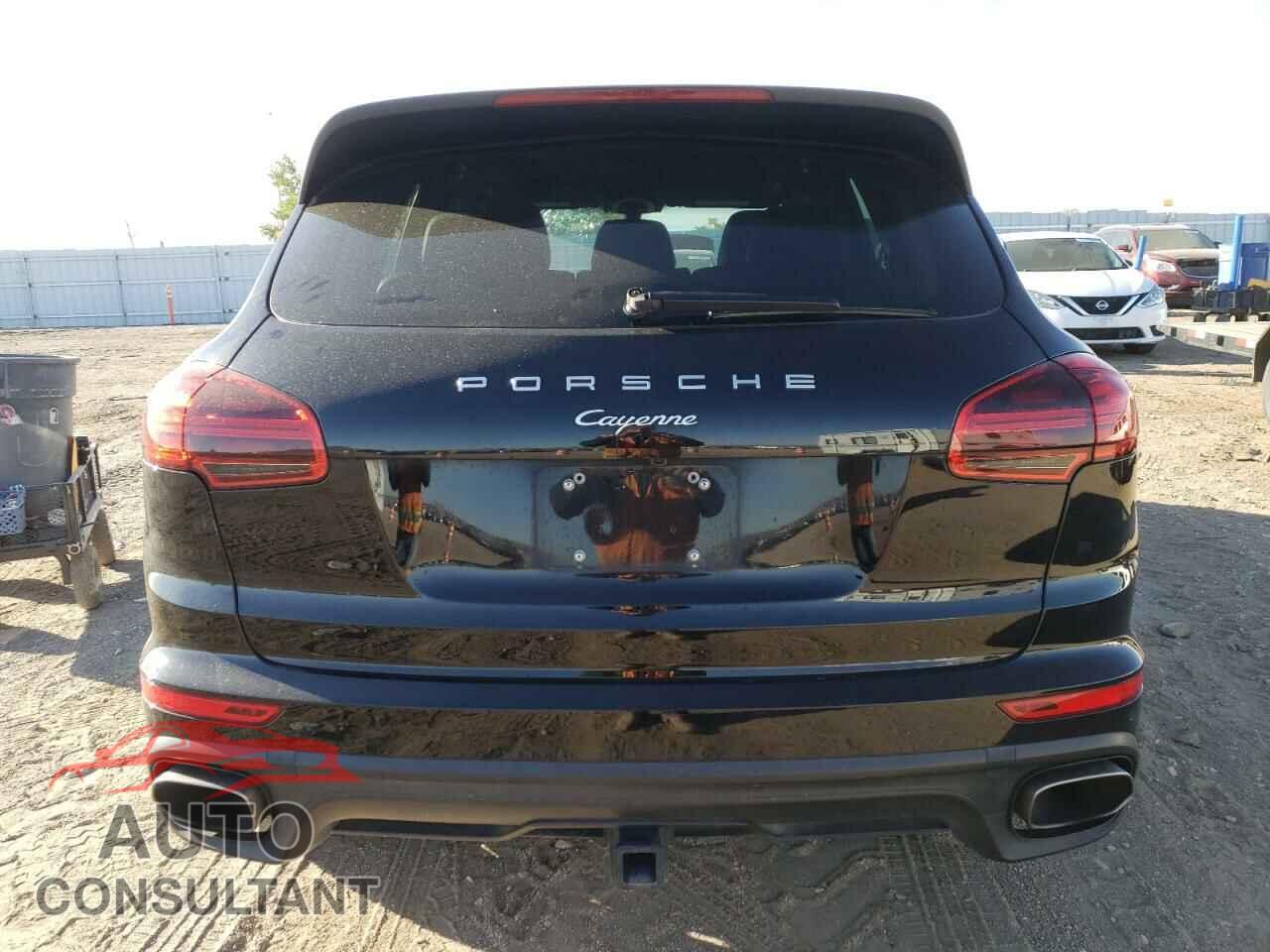 PORSCHE CAYENNE 2017 - WP1AA2A2XHKA80306