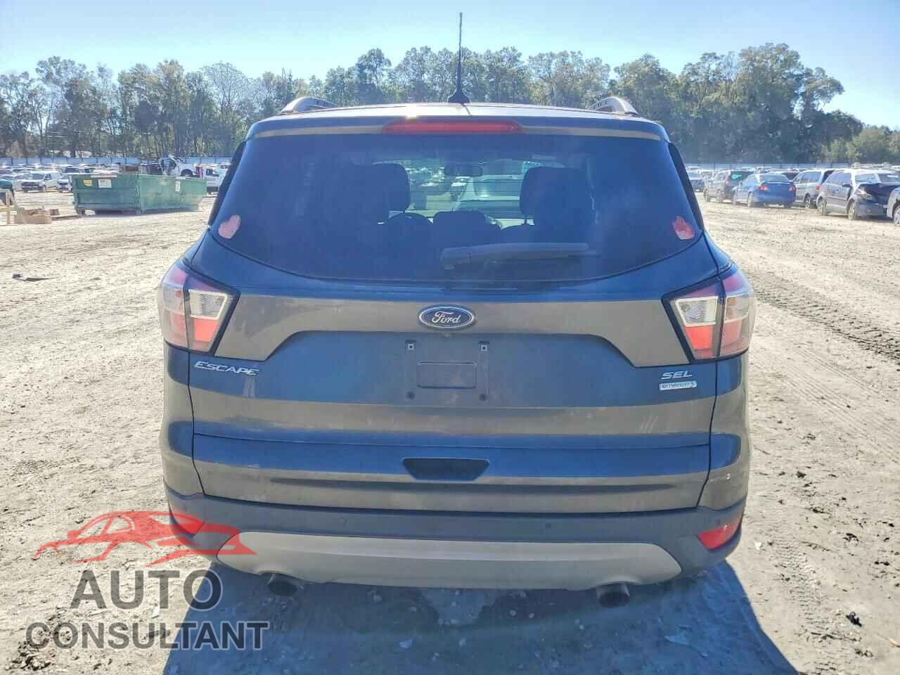 FORD ESCAPE 2018 - 1FMCU0HDXJUD07061