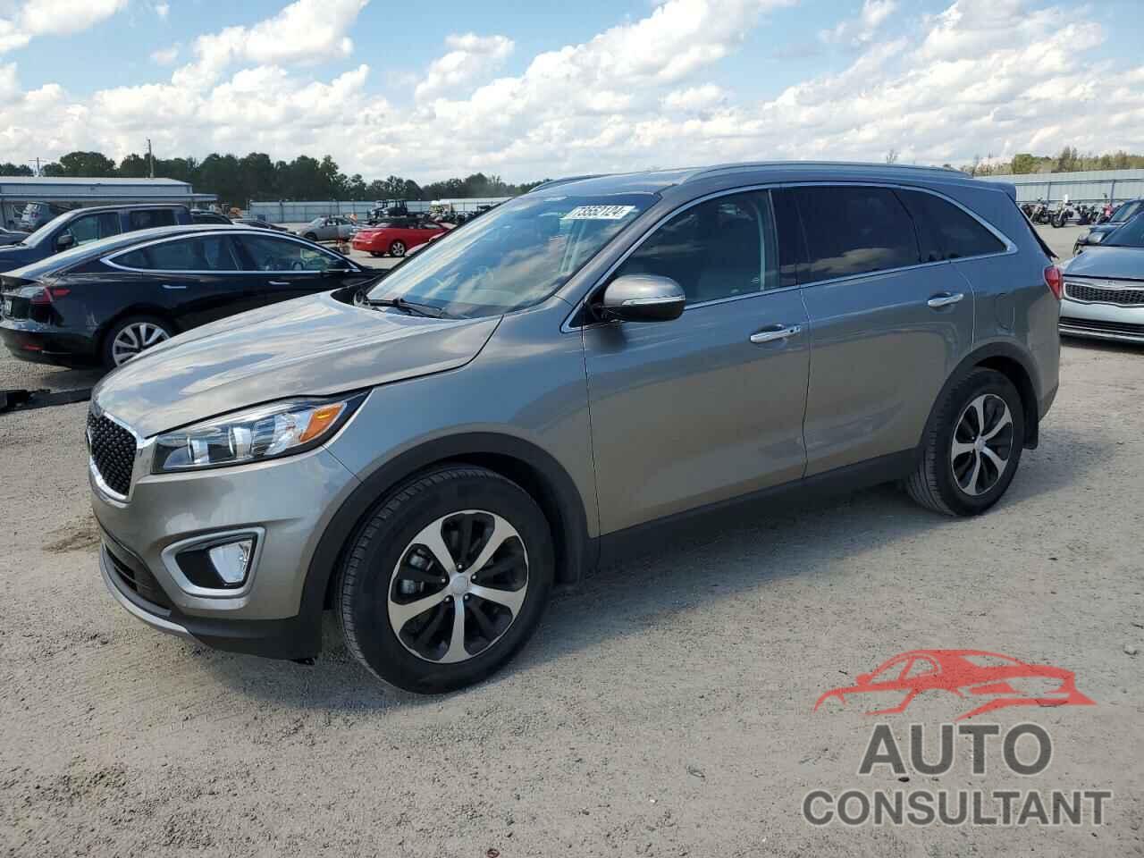 KIA SORENTO 2018 - 5XYPH4A5XJG391839
