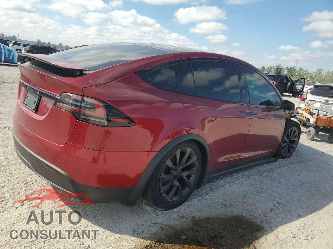 TESLA MODEL X 2023 - 7SAXCBE5XPF412883