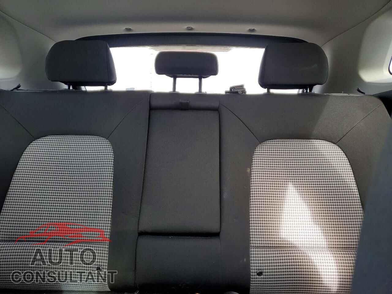 HYUNDAI KONA 2019 - KM8K62AA6KU353473