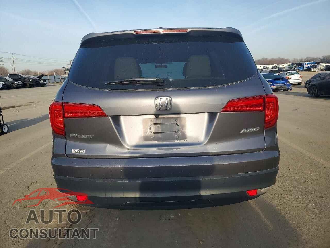 HONDA PILOT 2018 - 5FNYF6H32JB061095