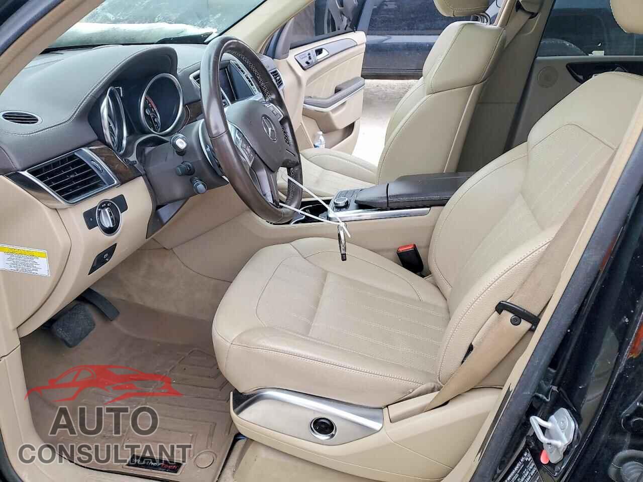 MERCEDES-BENZ GL-CLASS 2013 - 4JGDF7CE7DA259032