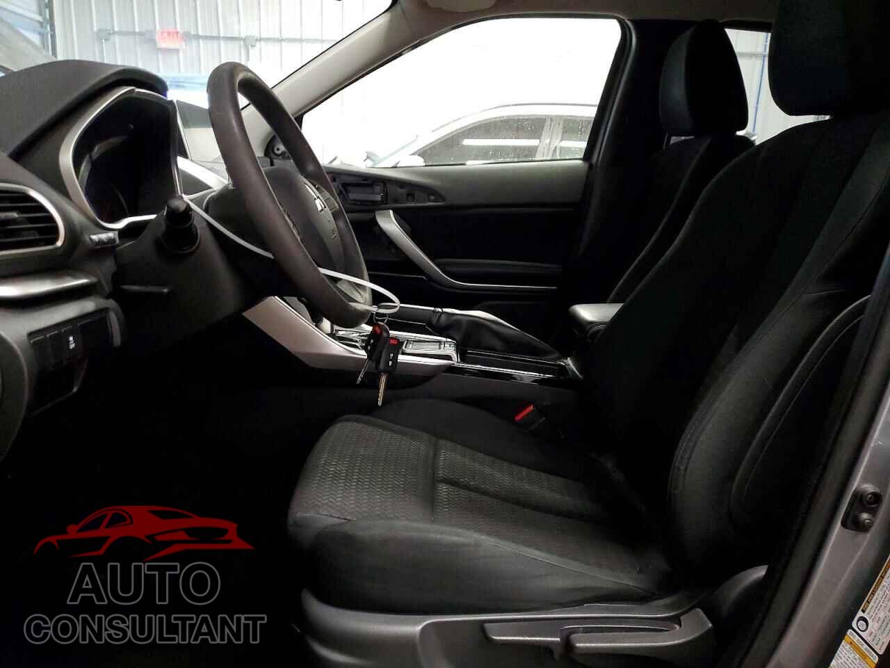 MITSUBISHI ECLIPSE 2019 - JA4AT4AA5KZ010980