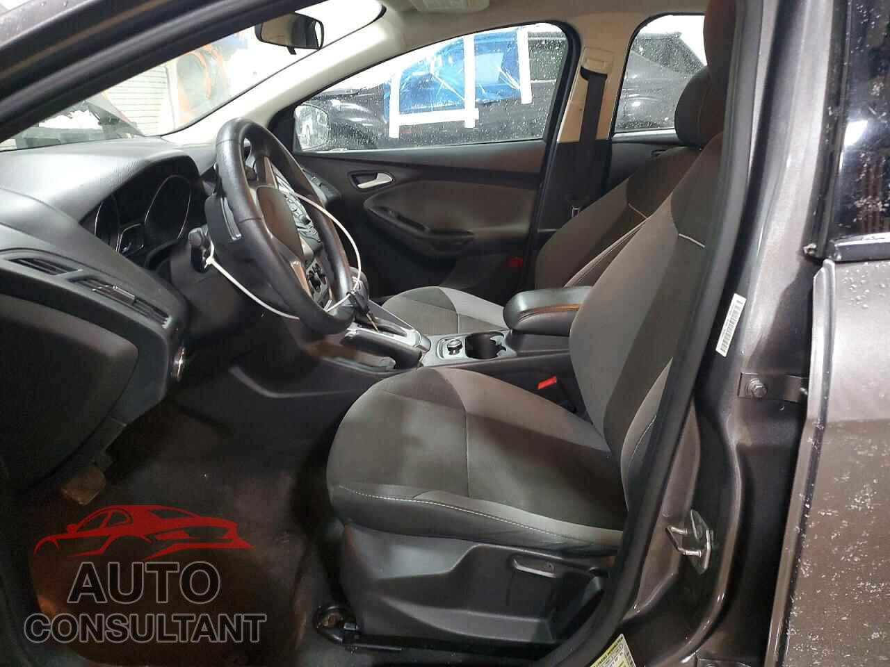 FORD FOCUS 2014 - 1FADP3F26EL431364