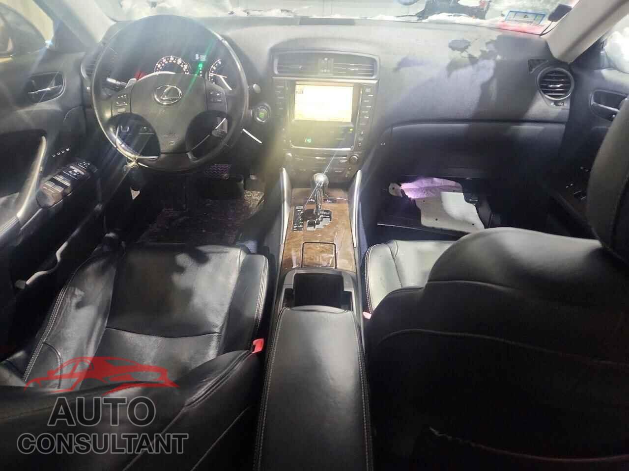 LEXUS IS 2010 - JTHCF5C28A5038052