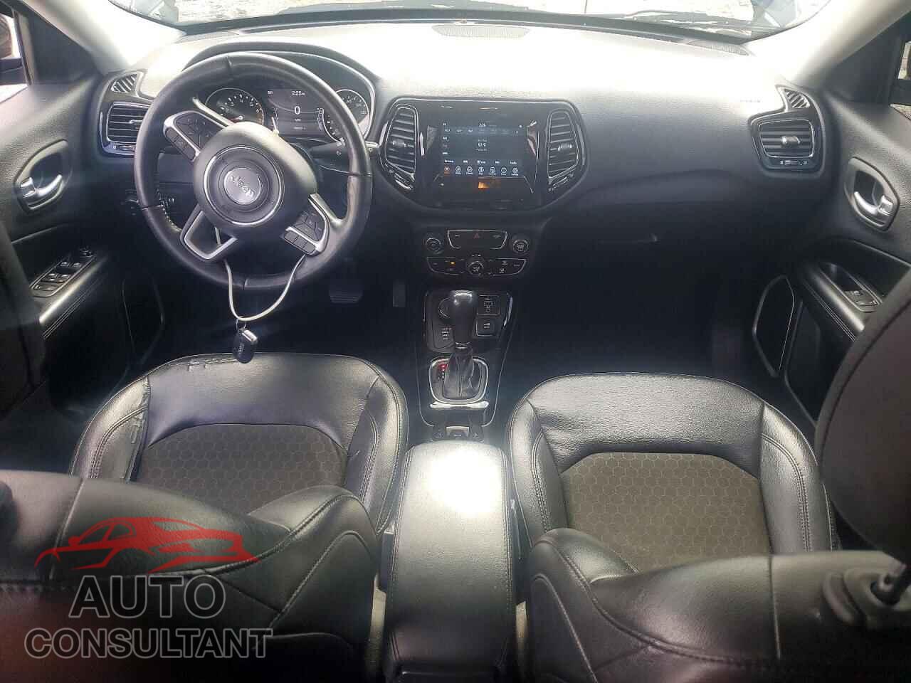 JEEP COMPASS 2021 - 3C4NJDBB7MT573012