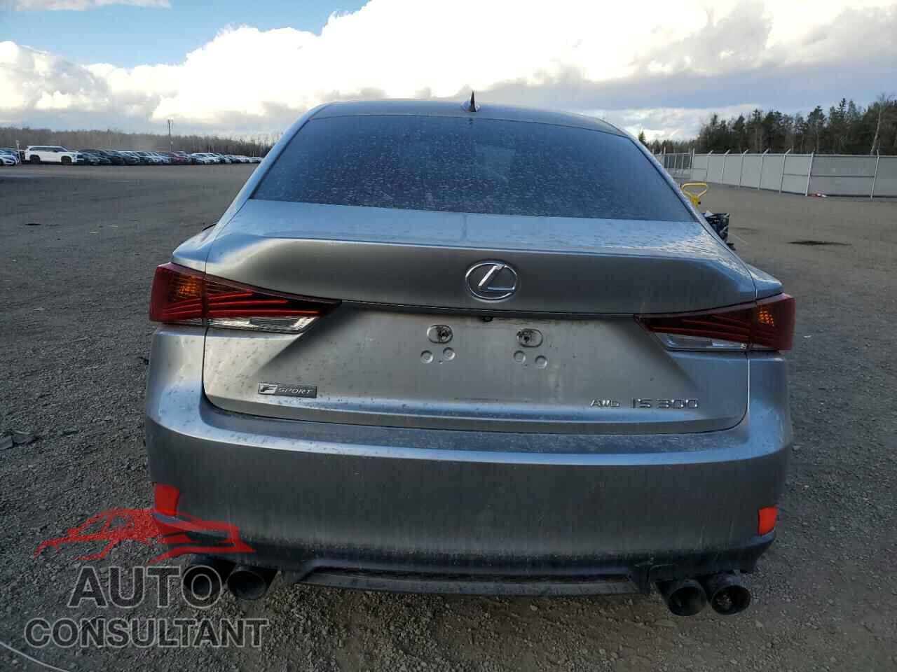 LEXUS IS 2018 - JTHC81D23J5031270