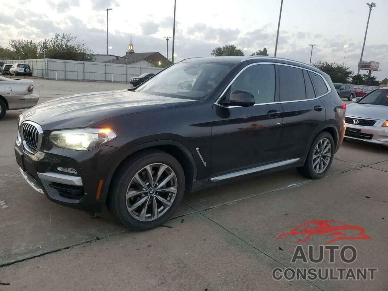 BMW X3 2019 - 5UXTR9C58KLE20980