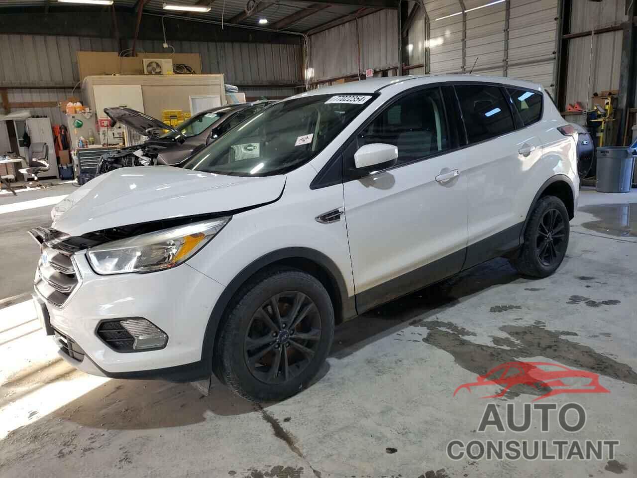 FORD ESCAPE 2017 - 1FMCU9GD9HUA07592