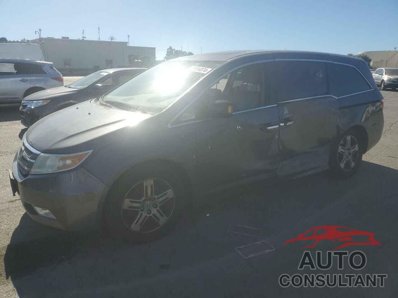 HONDA ODYSSEY 2013 - 5FNRL5H98DB045371