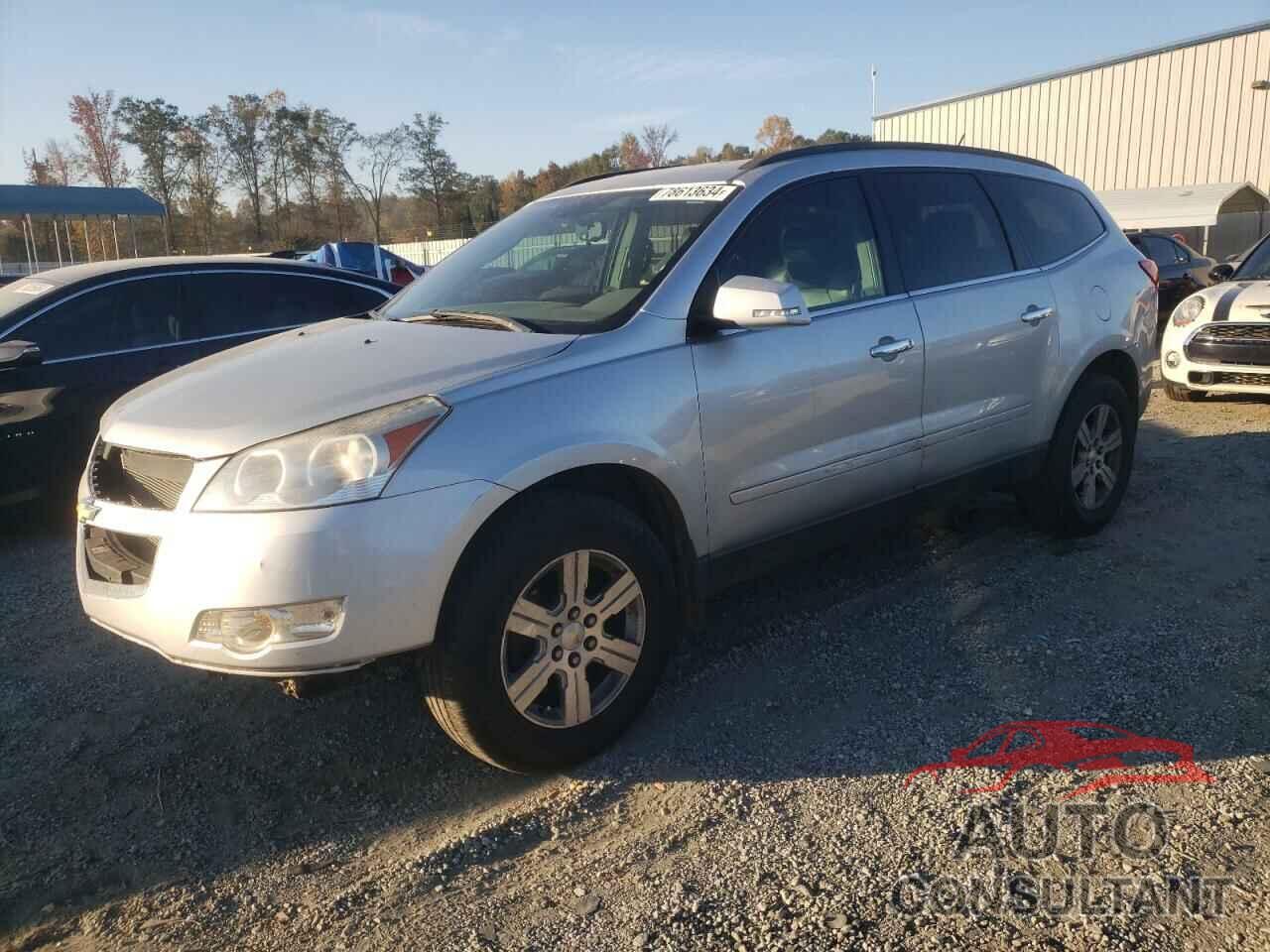 CHEVROLET TRAVERSE 2011 - 1GNKRGED6BJ239351