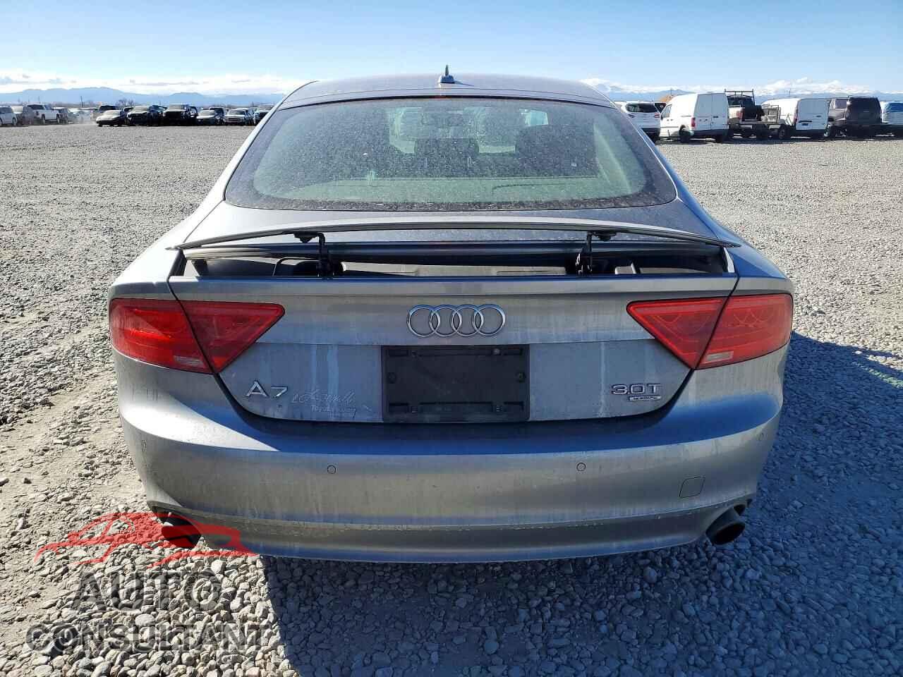 AUDI A7 2013 - WAUYGAFC2DN027342