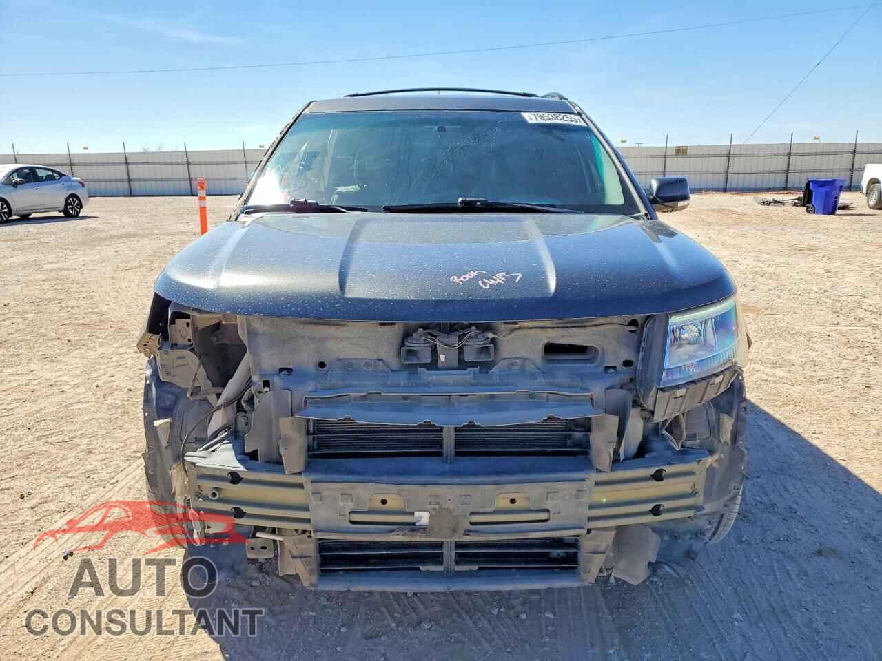 FORD EXPLORER 2018 - 1FM5K7D80JGB99712