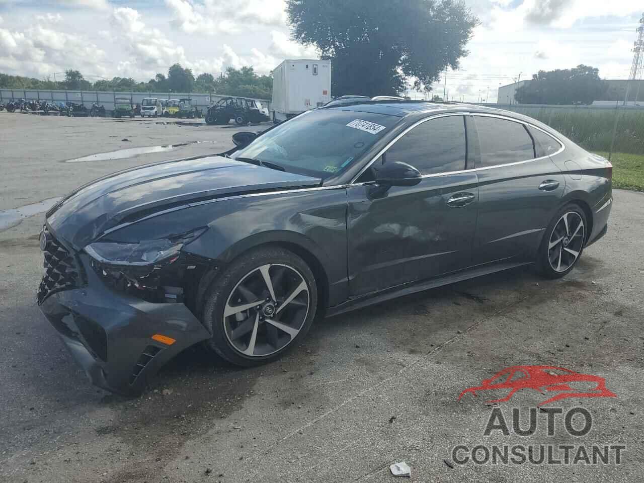 HYUNDAI SONATA 2022 - KMHL44J24NA241453