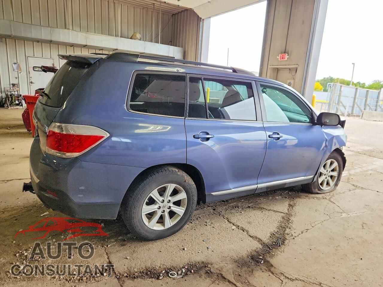 TOYOTA HIGHLANDER 2012 - 5TDBK3EH3CS128236