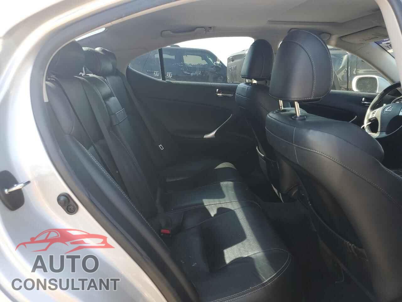 LEXUS IS 2012 - JTHBF5C25C5165534