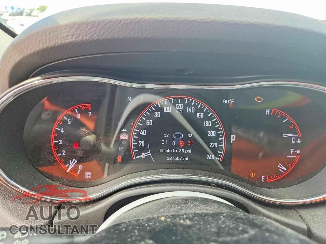 DODGE DURANGO 2017 - 1C4RDJAG9HC737320
