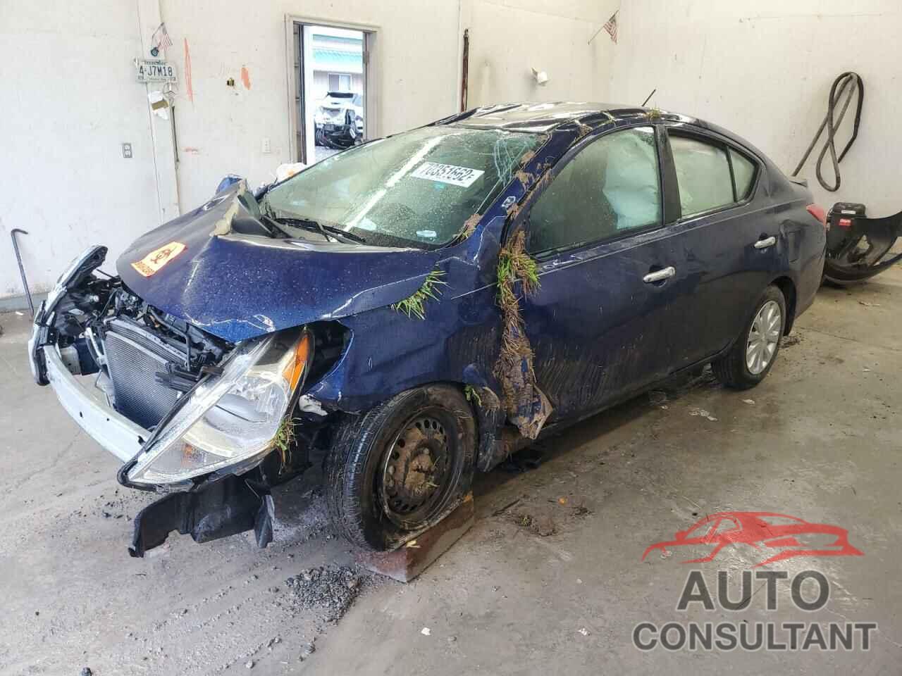 NISSAN VERSA 2018 - 3N1CN7AP9JL886958