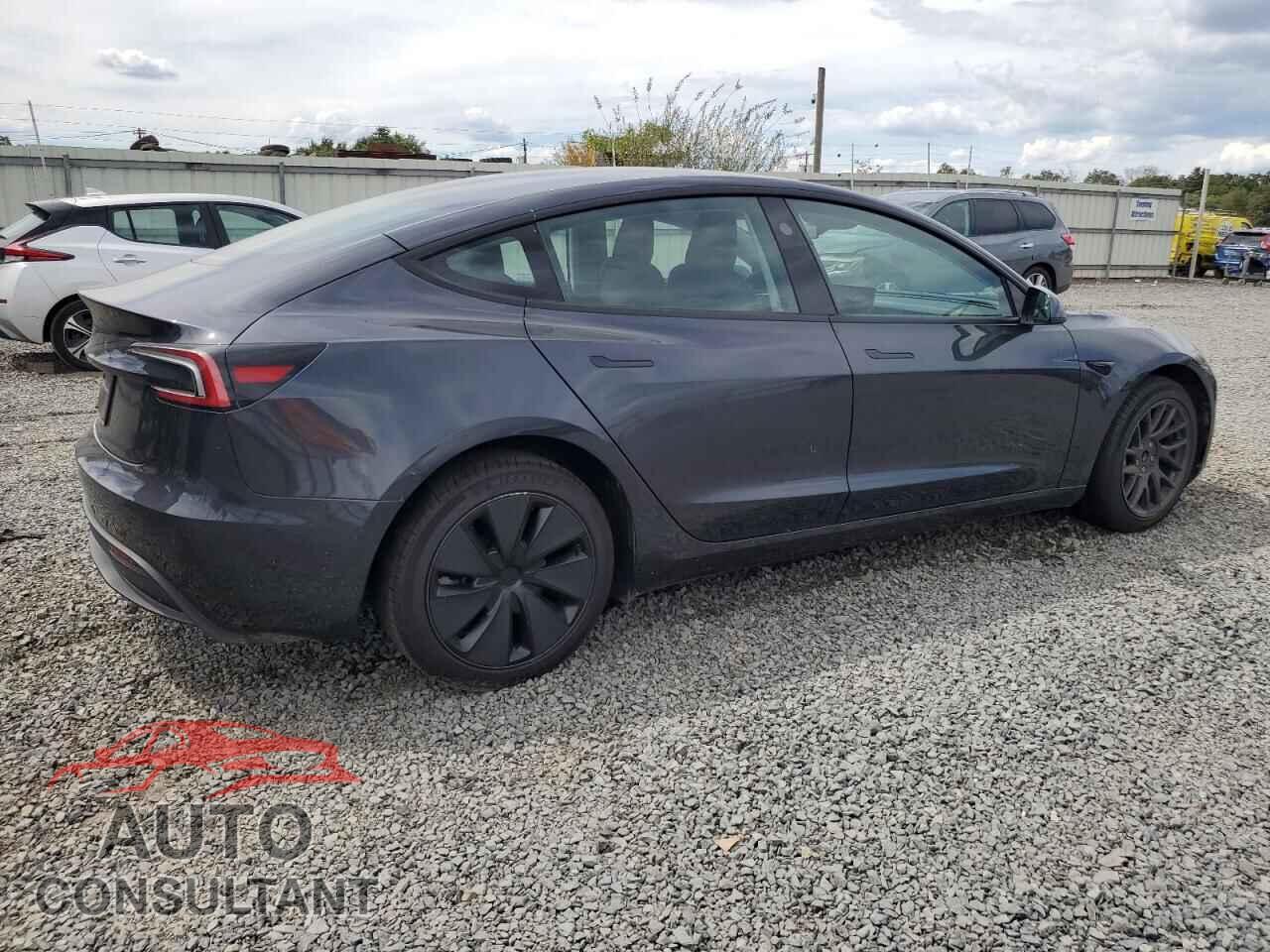 TESLA MODEL 3 2024 - 5YJ3E1EA3RF869213