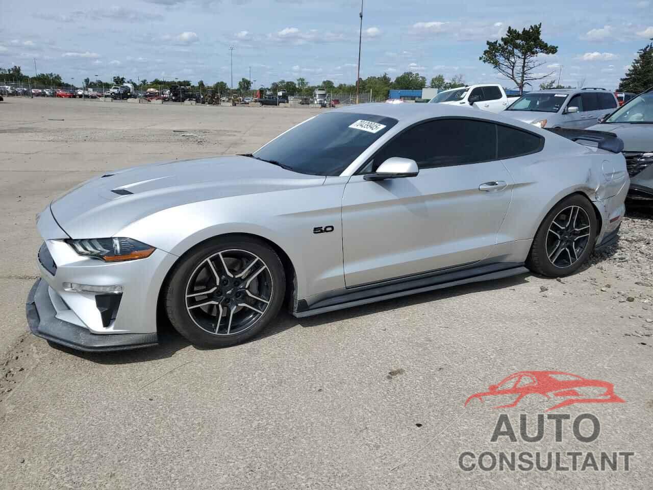 FORD MUSTANG 2018 - 1FA6P8CF9J5136416
