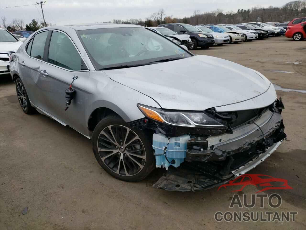 TOYOTA CAMRY 2018 - 4T1B11HK7JU123737