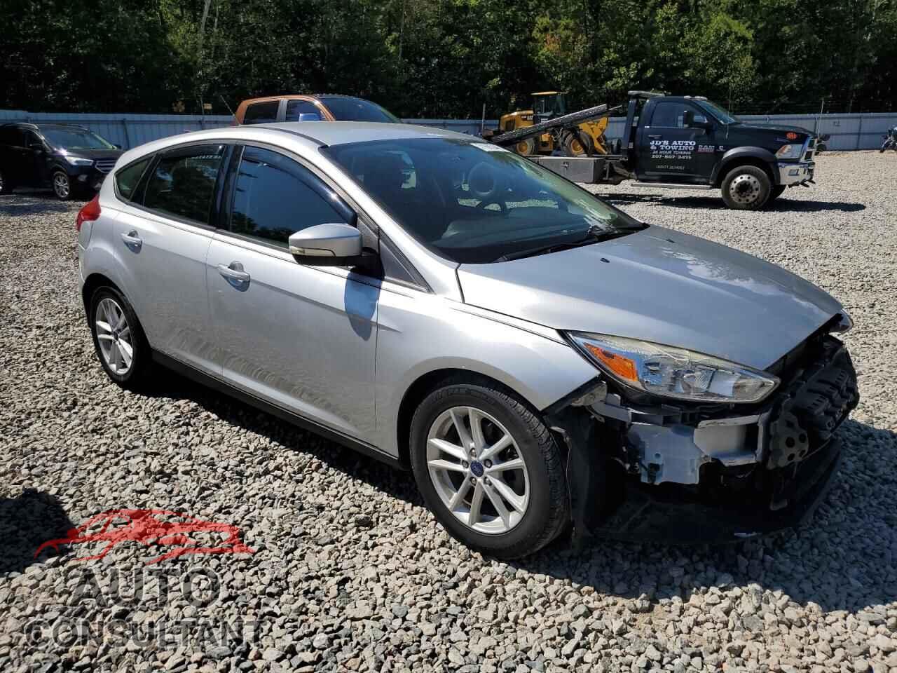 FORD FOCUS 2017 - 1FADP3K29HL321676