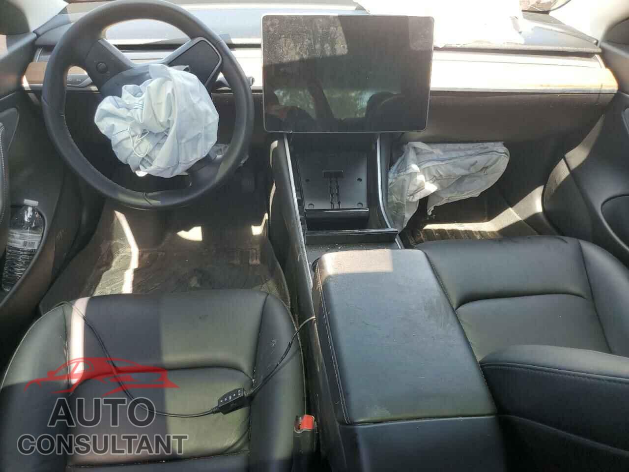 TESLA MODEL 3 2020 - 5YJ3E1EB3LF664183
