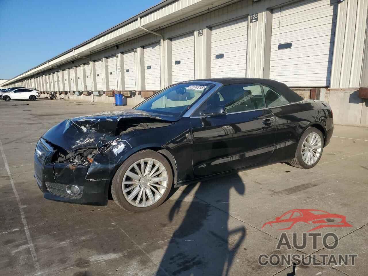 AUDI A5 2011 - WAULFAFH0BN021013