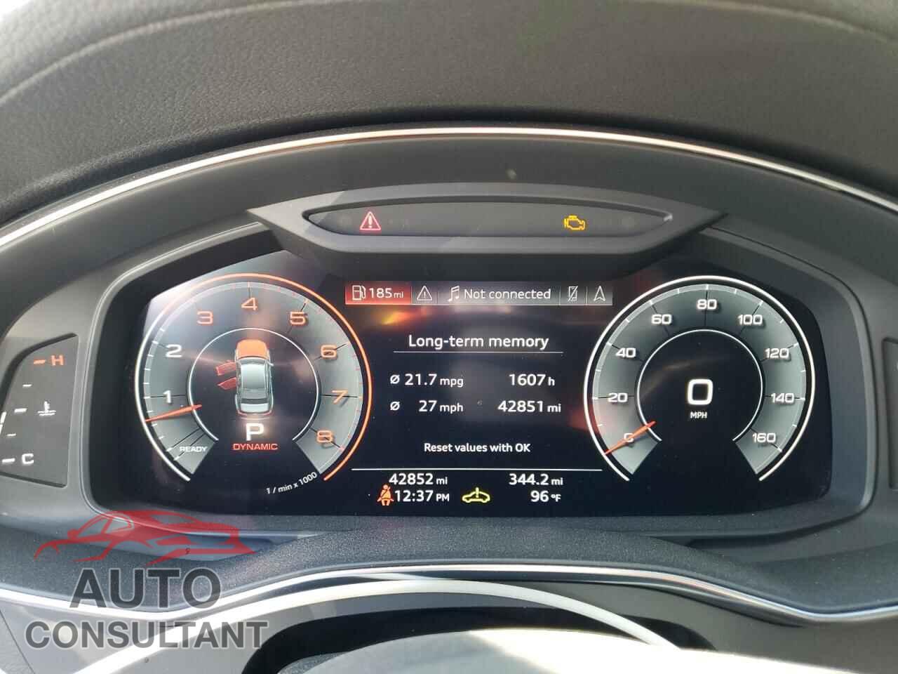 AUDI A6 2019 - WAUL2AF28KN096100