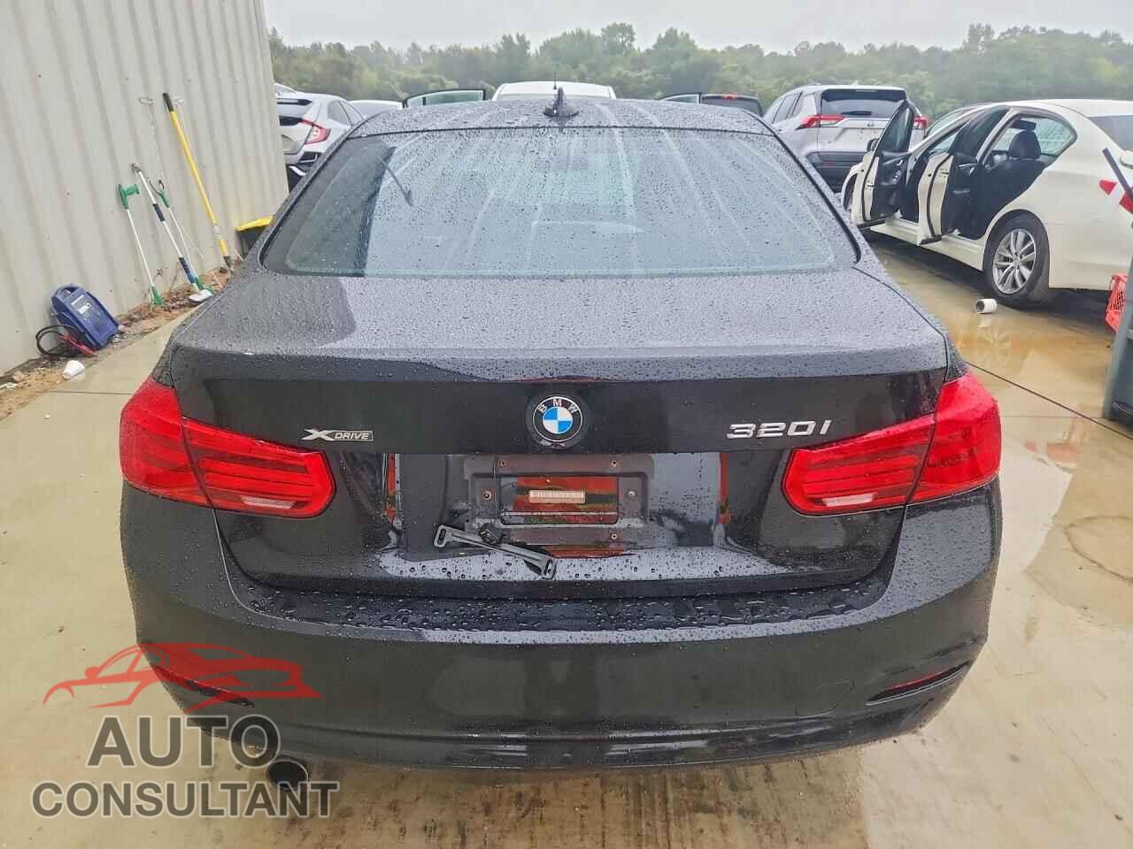 BMW 3 SERIES 2016 - WBA8E5G57GNU19105