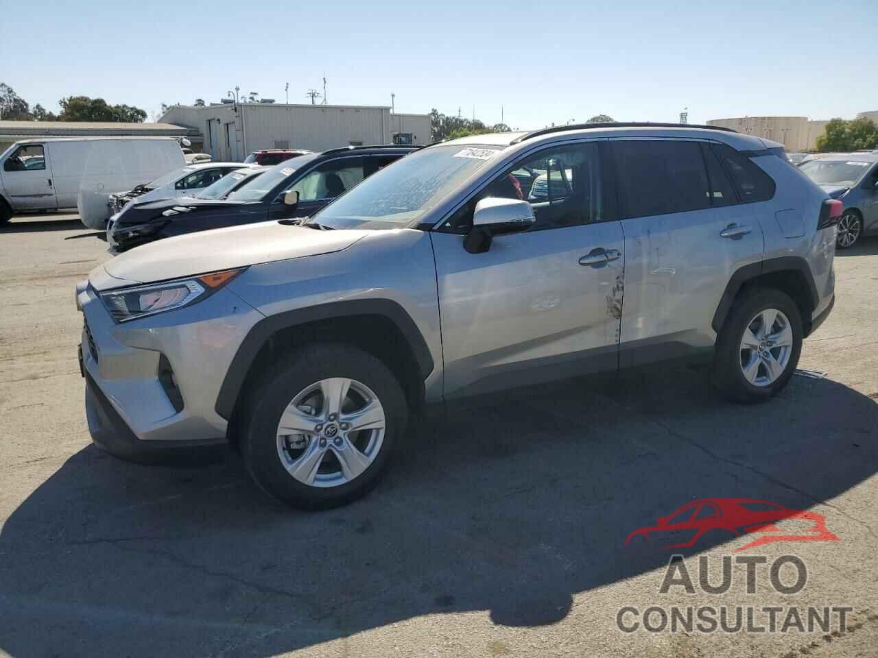 TOYOTA RAV4 2021 - 2T3W1RFV5MC108213