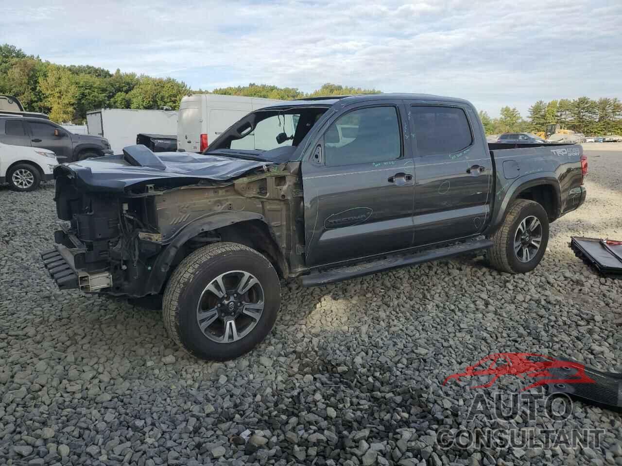 TOYOTA TACOMA 2018 - 3TMCZ5AN1JM160087