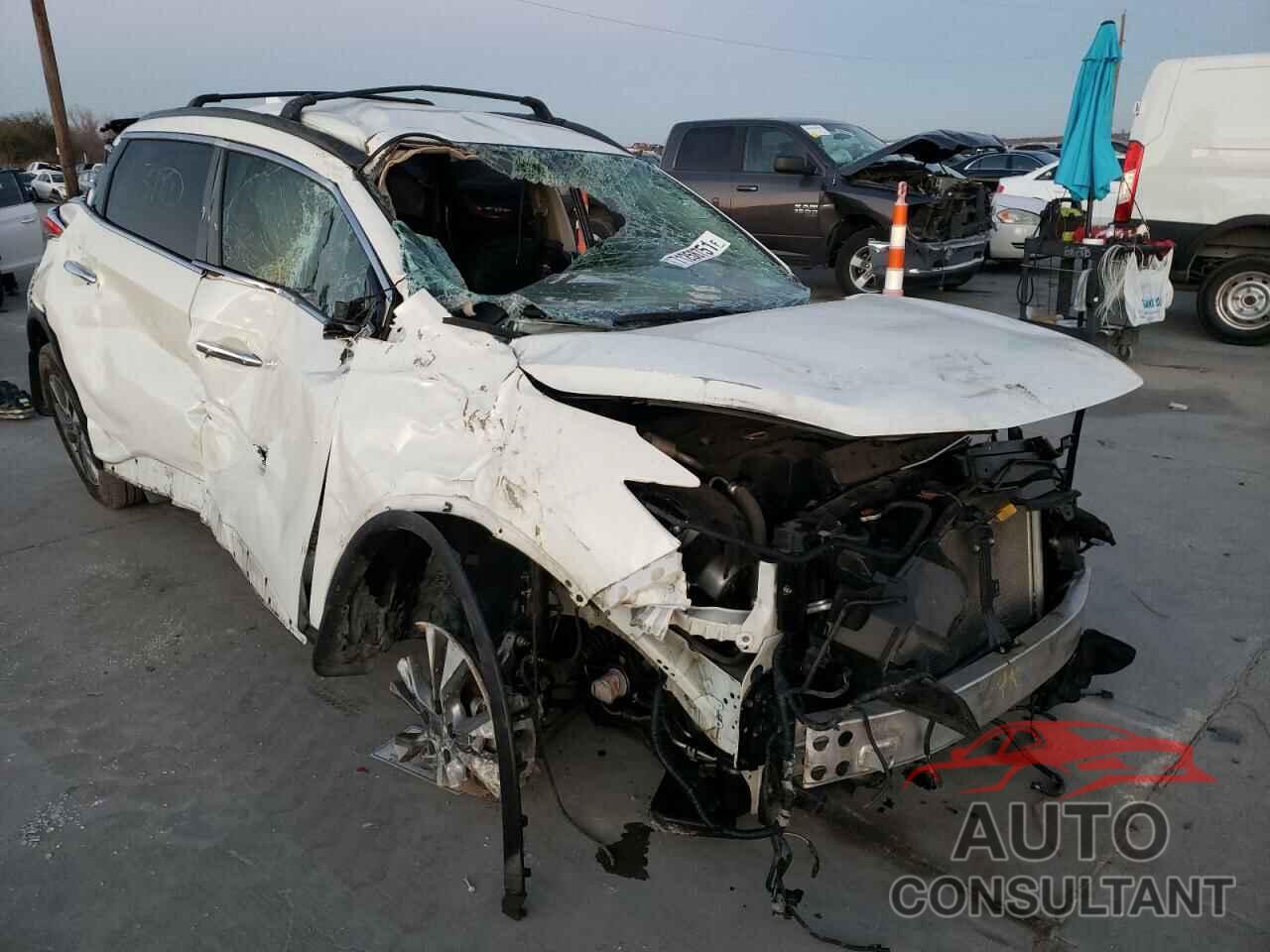 NISSAN MURANO 2018 - 5N1AZ2MG9JN154297